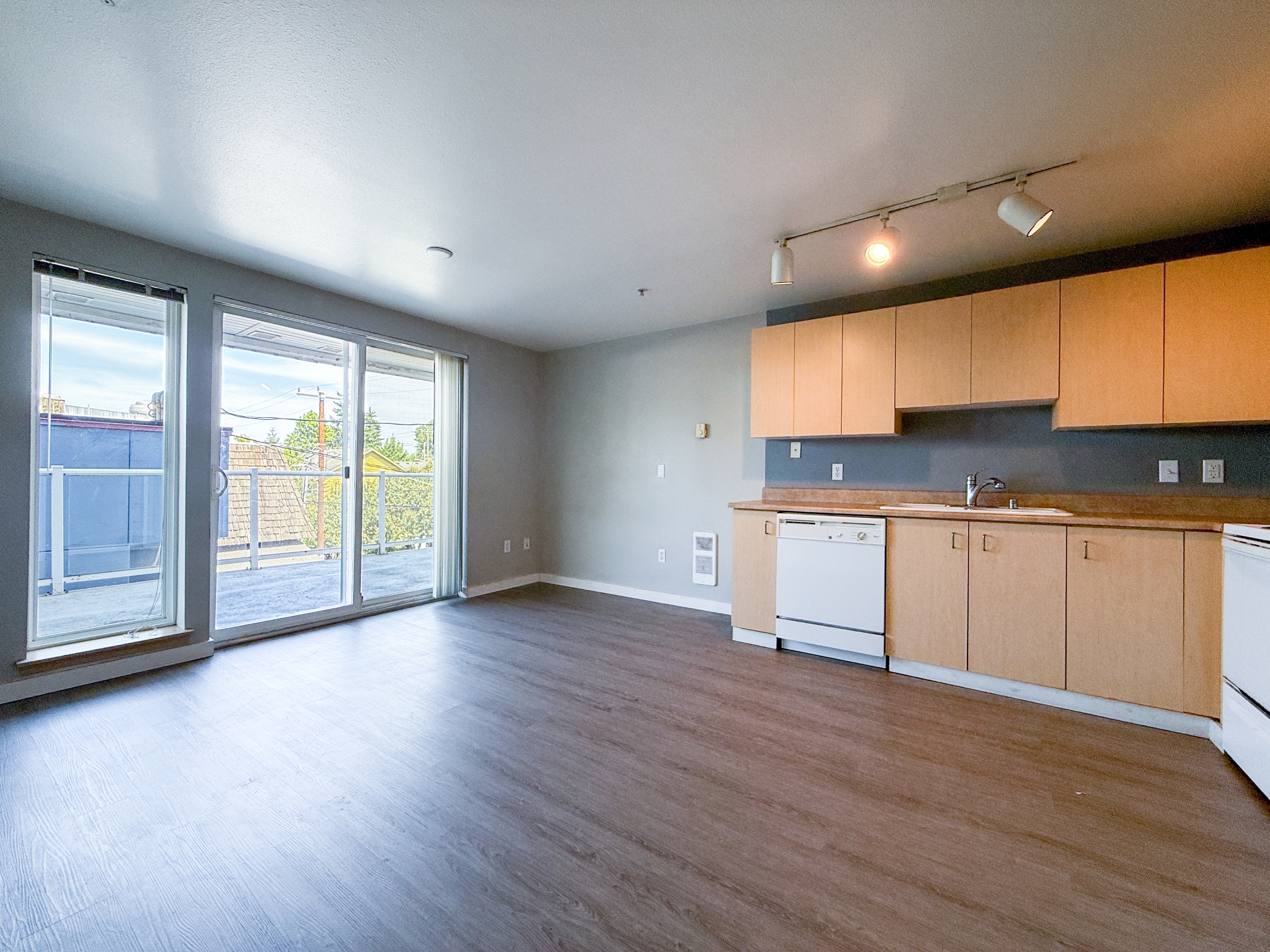 5200 Roosevelt Way Northeast