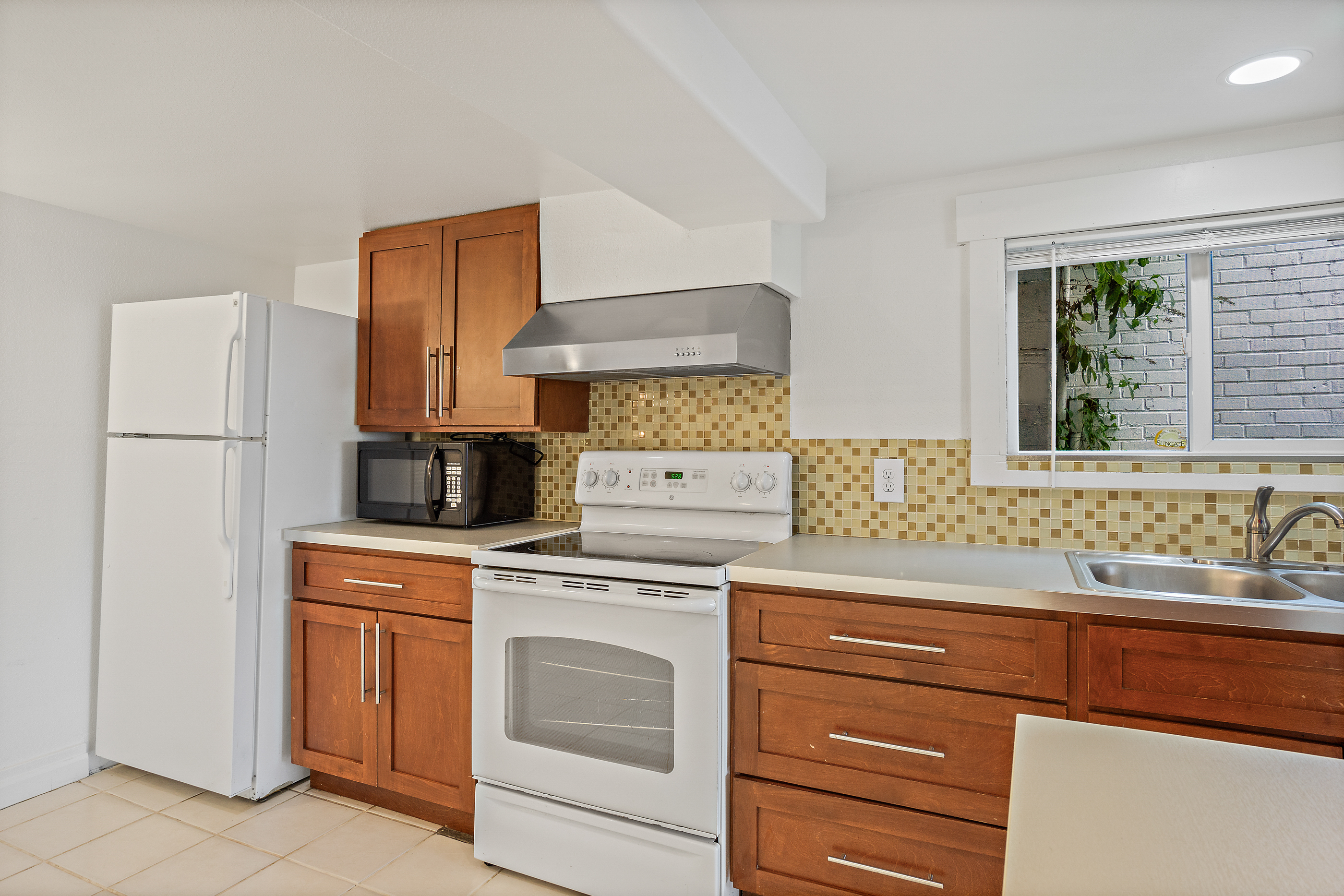 2136 Alki Avenue Southwest