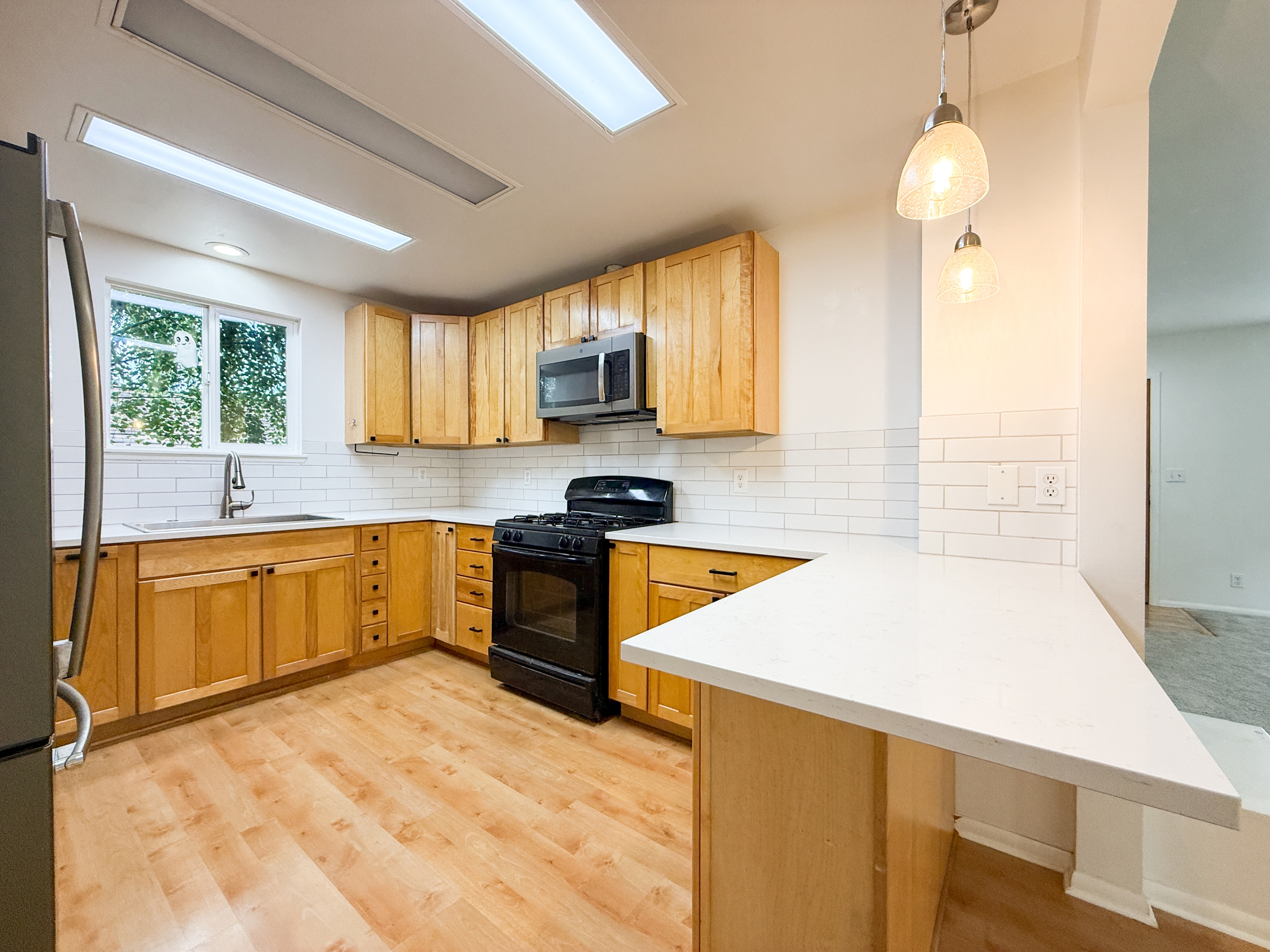 5521 Brooklyn Avenue Northeast